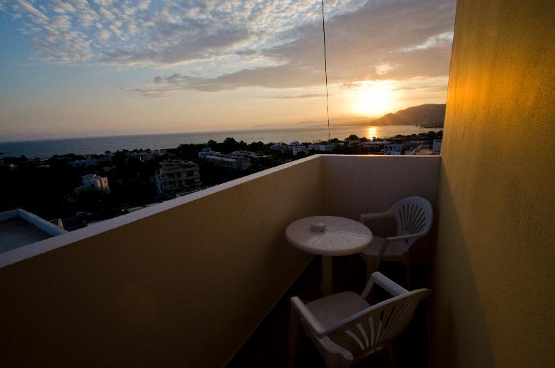 Stella Apartment 3*